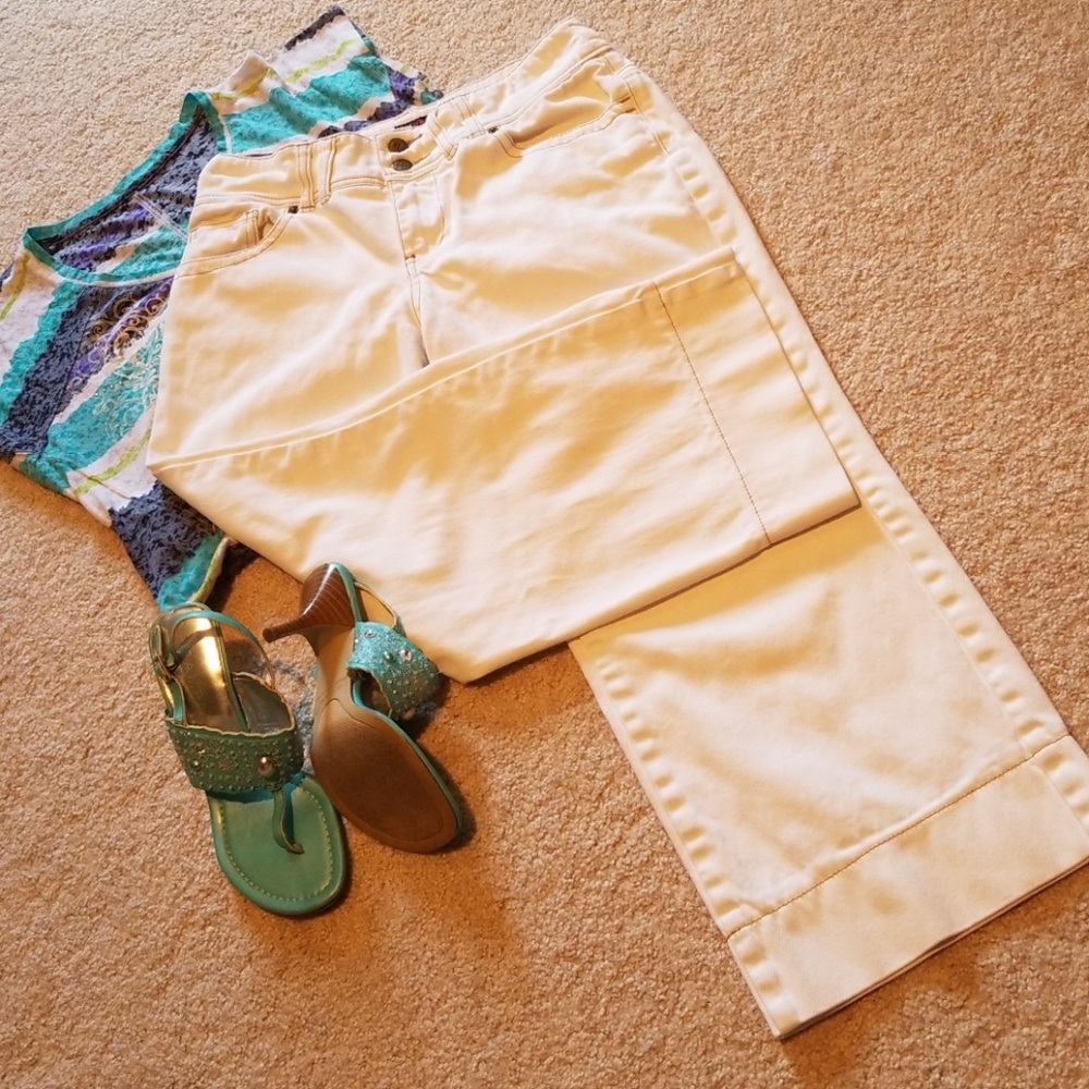 Ny&Co "Kick Flare" White Jeans